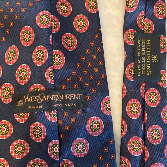 15 High End Patterned Silk Ties Brooks Brothers, YSL, Valentino, Hastings - Picture 15 of 15